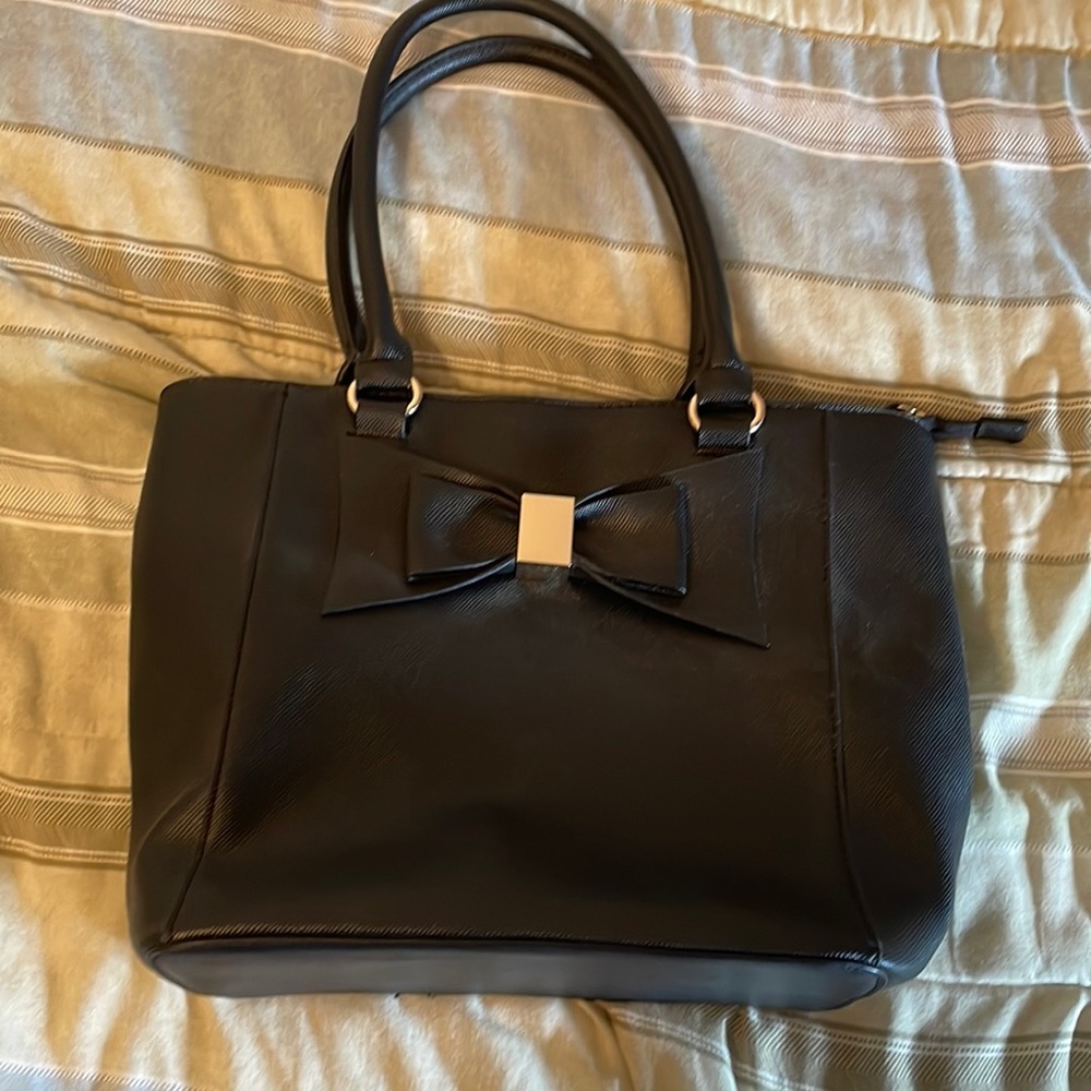 Apt9 Purse with bow